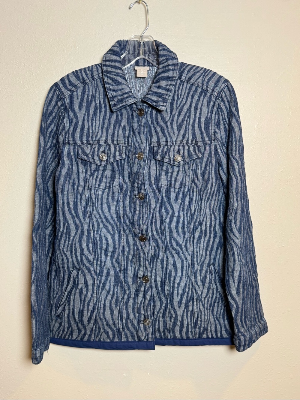Zebra-Print Denim Blue Women’s Jacket Chico’s Button Up Collared with Pockets